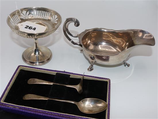 Silver sauce boat, a pierced silver tazza and a Harrods silver spoon and pusher set